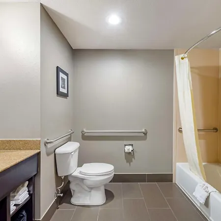 Best Western Plus Midwest City Inn & Suites Exterior foto